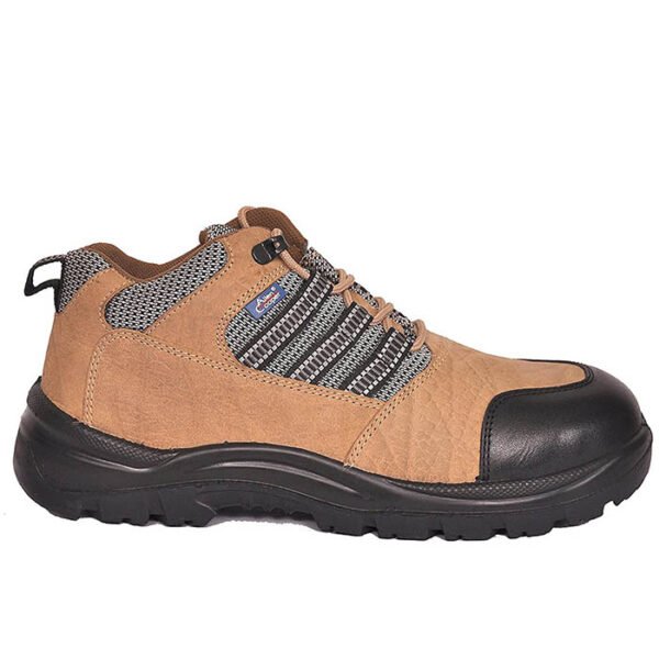 82066-ac9005-safety-shoe - side angle