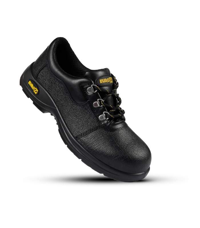 82570-urban-safety-shoe-pt02 eurock urban safety shoes. High performance, anti-skid, leather footwear